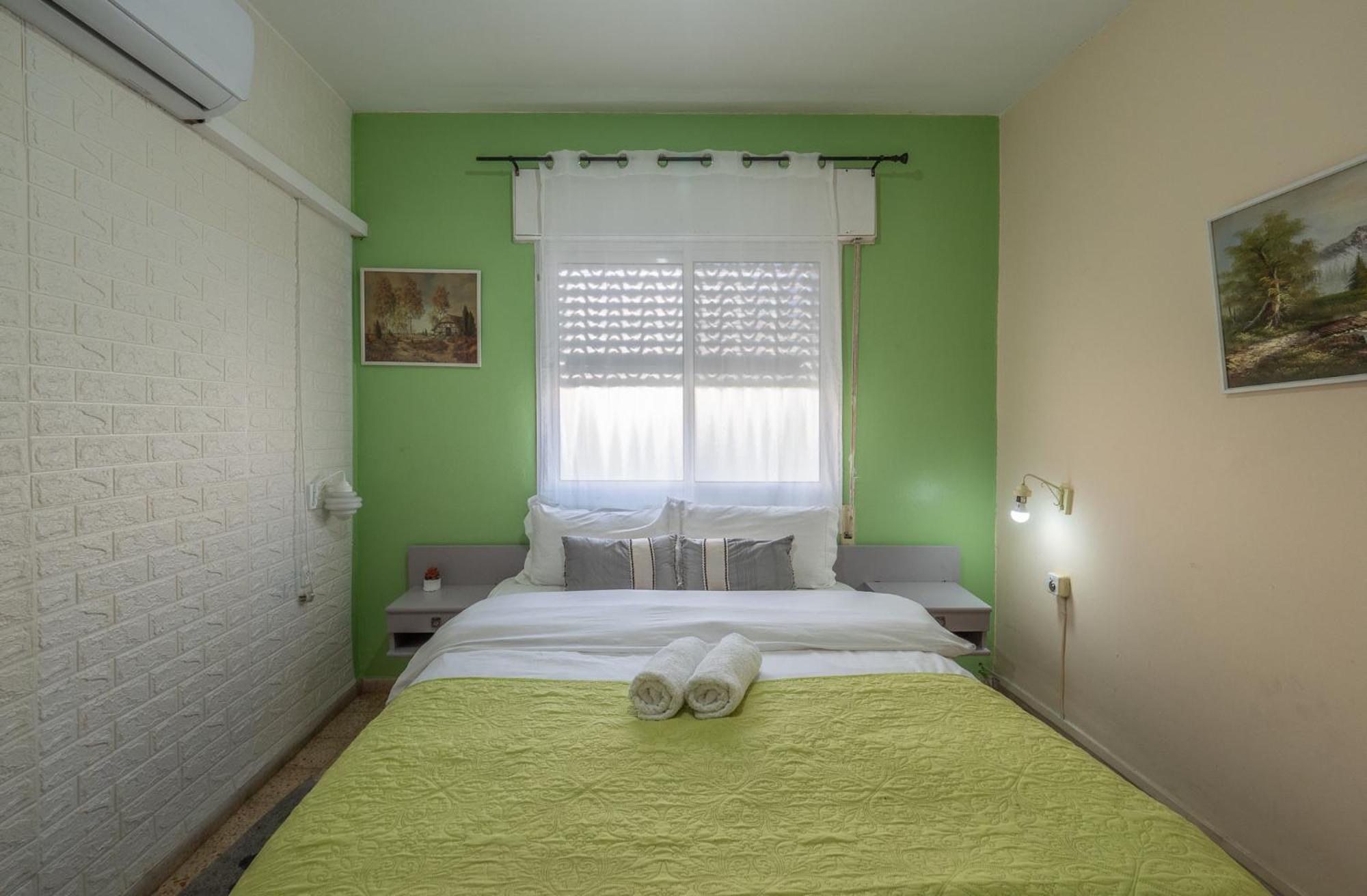 Breezot Yam Hotel Naharia Buitenkant foto